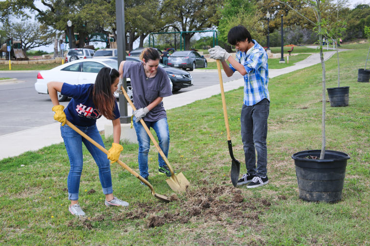 Heights commemorates Arbor Day with tree planting